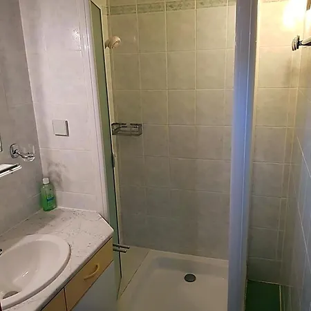 La Maison Jaune 3*