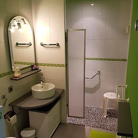 La Maison Jaune 3*