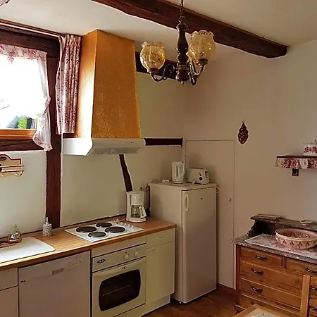 La Maison Jaune 3* 万泽内姆